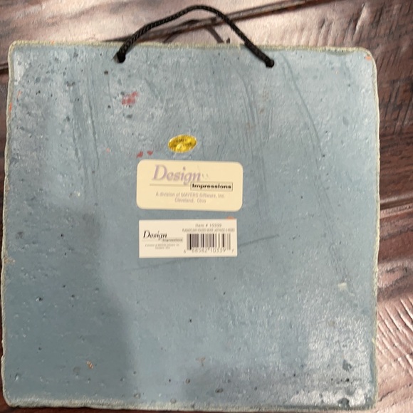 Stone like craft with message. - Picture 2 of 2